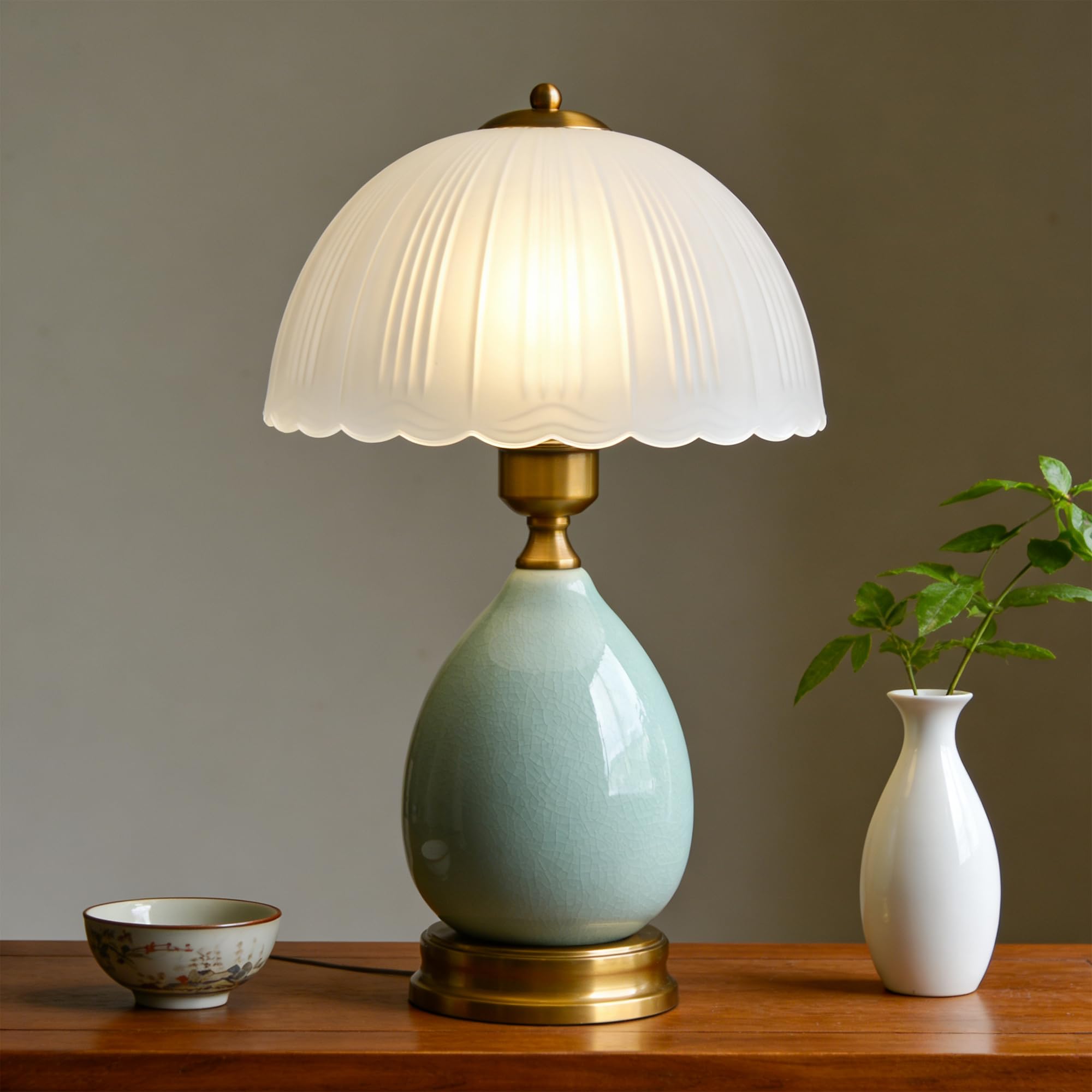 Table Lamps Ceramic Retro Lamp for Living Room,15.7" Modern Bedside Nightstand Traditional Lamps, Classic Chinoiserie Green Glass Lamp for Home (Retro)